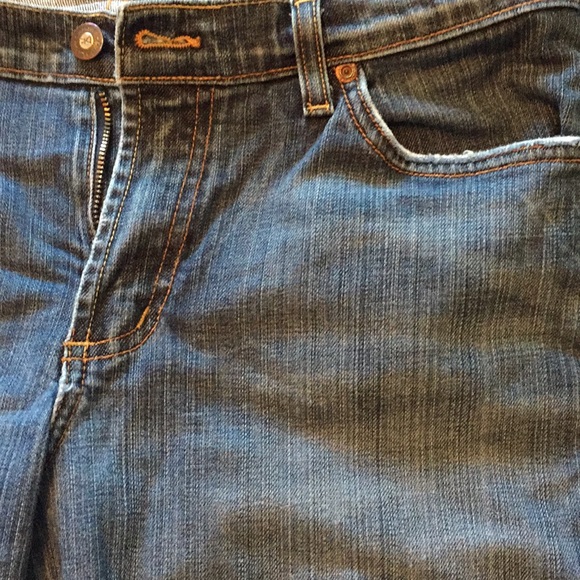 Jeans - Picture 2 of 4